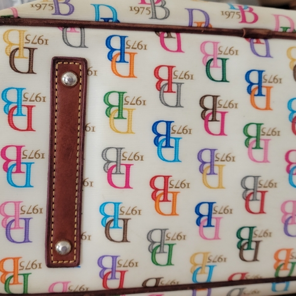 Dooney & Bourke RARE, VTG, AWL, Y2K DB1975 Rainbow Large Zip Tote, DUCK Fob - Picture 10 of 16